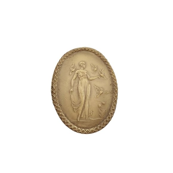 Unique Celluloid Silhouette Cameo Style Brooch (A3411) - Picture 1 of 4